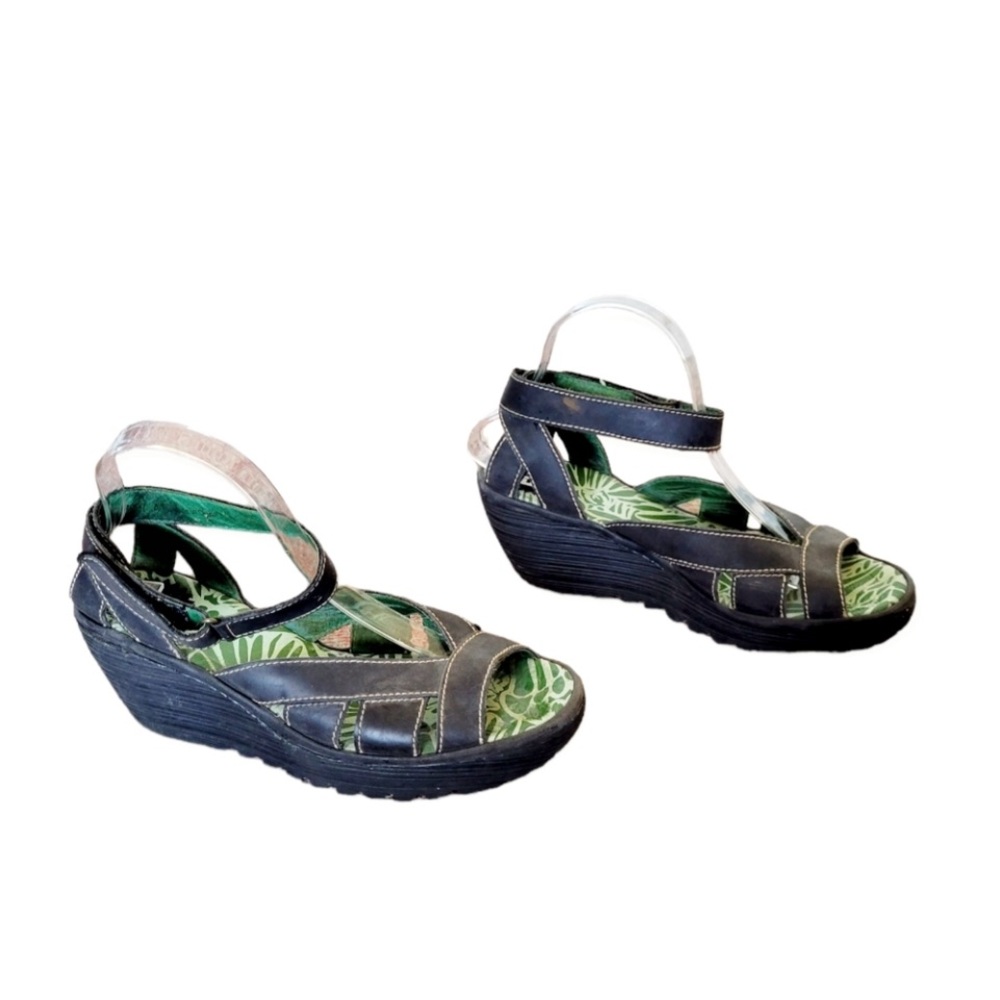FLY LONDON Yisa Gray Strappy Wedge Sandal - 41/10 - Picture 4 of 12